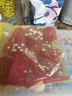 Red Glitter Dominoes Set